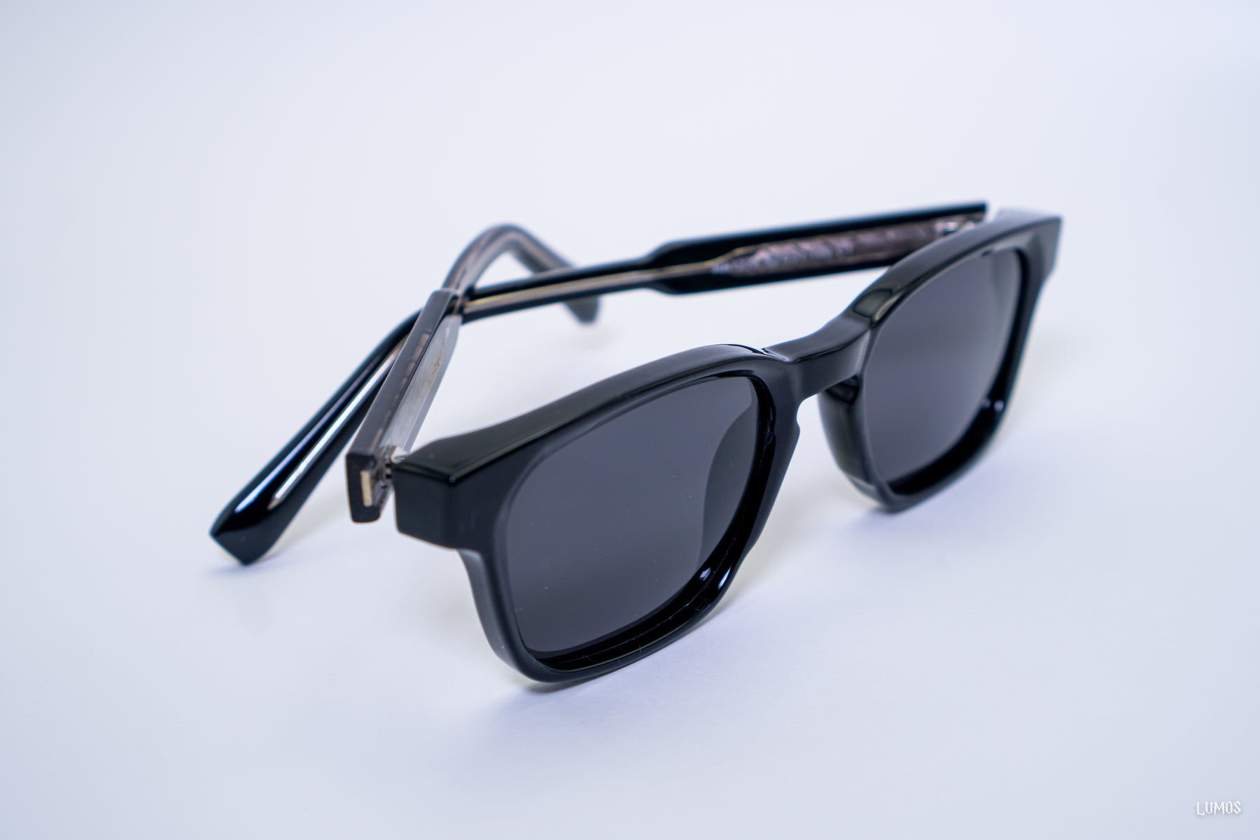 Óculos Dois Irmãos – Black Piano