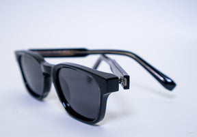 Óculos Dois Irmãos – Black Piano